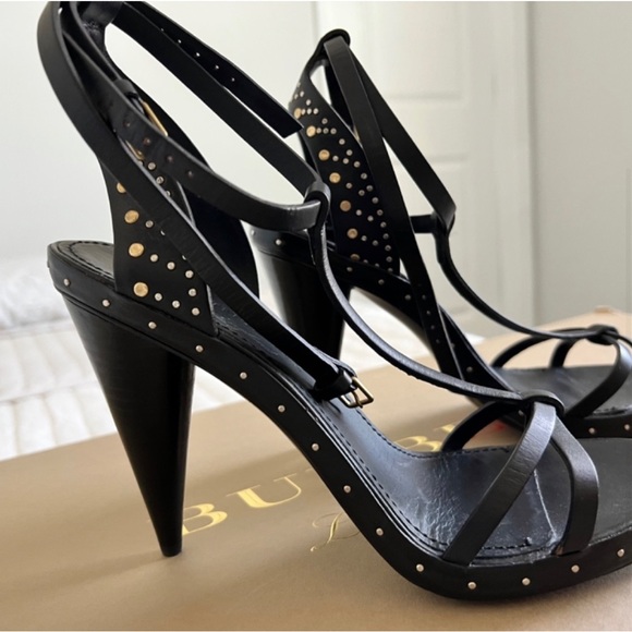NWOB! Burberry studded Sandals - Picture 3 of 3